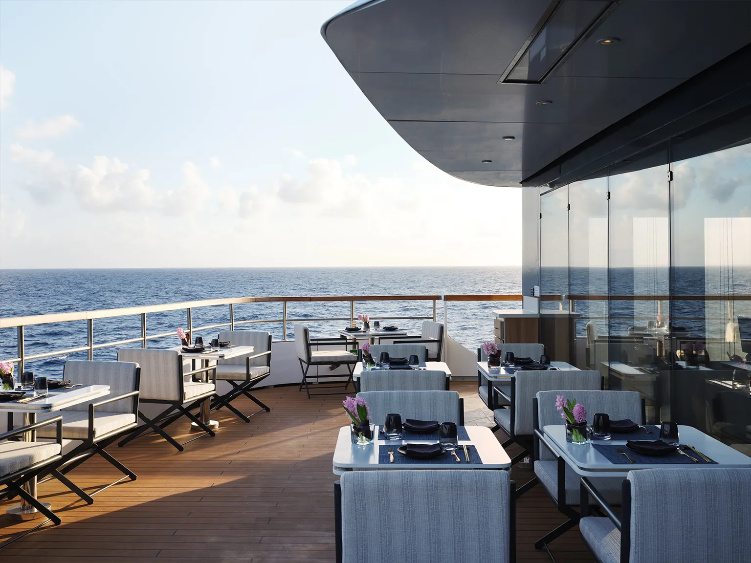 Bromic Platinum Marine en un yate